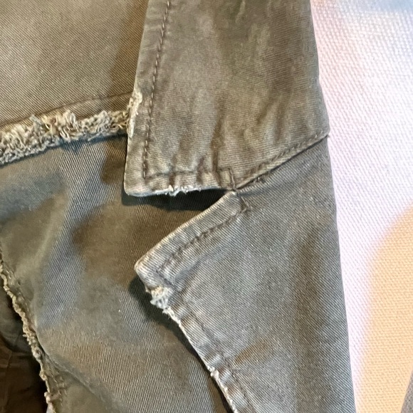 BN Free People Distressed Ruffle Jacket M - Picture 12 of 14